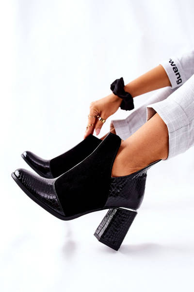 Cizme de stiletto din piele feminină negru