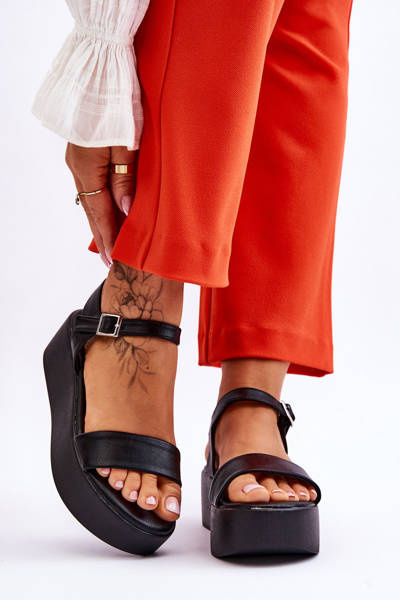 Women's Sandals On A Massive Platform Black Casen