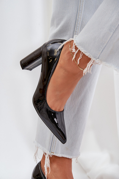 Lackierte Pumps Auf Blockabsatz Schwarz Kilanne