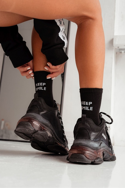 Chaussettes Femme Avec Le Texte Keep Smile Noir