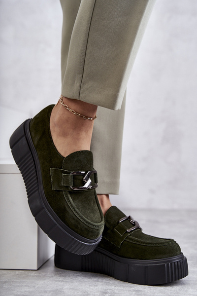 Modische Wildlederschuhe auf der Plattform Khaki Marsol