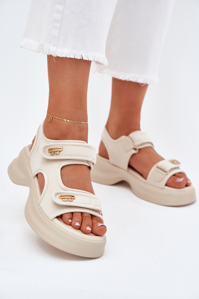 Sandales femmes avec détails dorés beige Luvira
