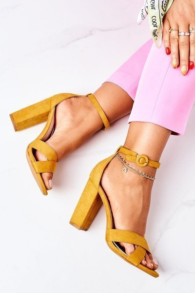 Zomšiniai Stiletto sandalai Yellow Destino