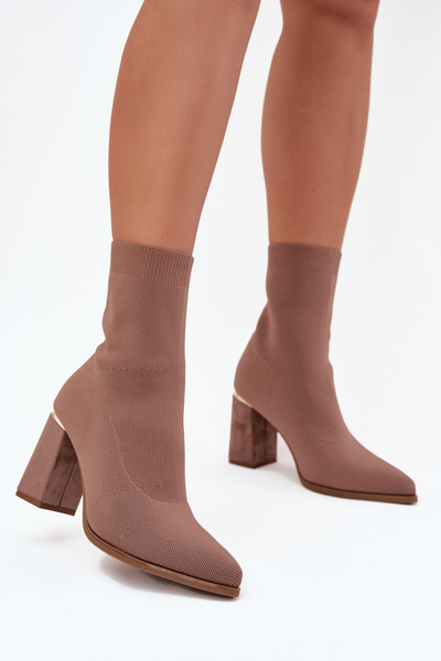 Botine din material pentru femei cu toc bej Virelle