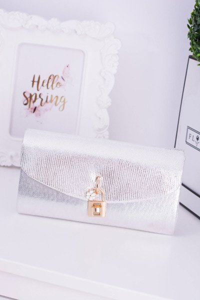 Pochette argentée, loquet de cadenas à chaîne dorée
