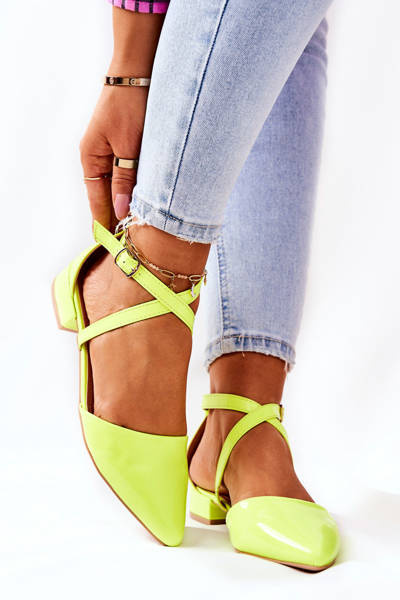 Lakkozott Stiletto alacsony sarkú pumpák Neon sárga Giovanna