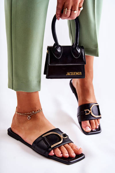 Pantoufles classiques en cuir pour femmes avec décoration noir Shilla