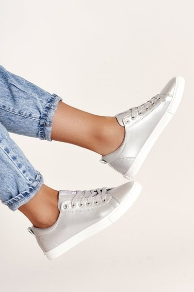 Adidaje din piele pentru femei Big Star HH274143 Silver