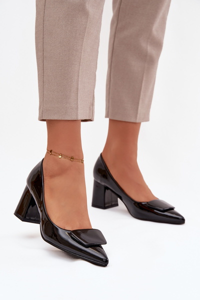 Pantofi cu toc lacuit cu decor negri Isoline