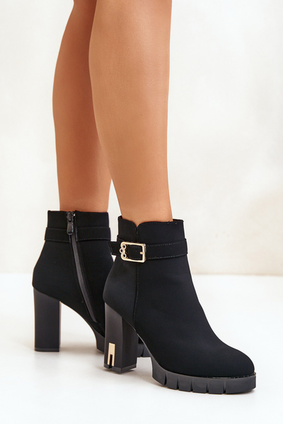 Bottines En Cuir Avec Boucle Sur Talon Noir Eftane