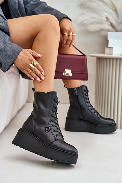 Bottes de travail en cuir isolées sur plateforme et cale Vinceza 58338 Noir