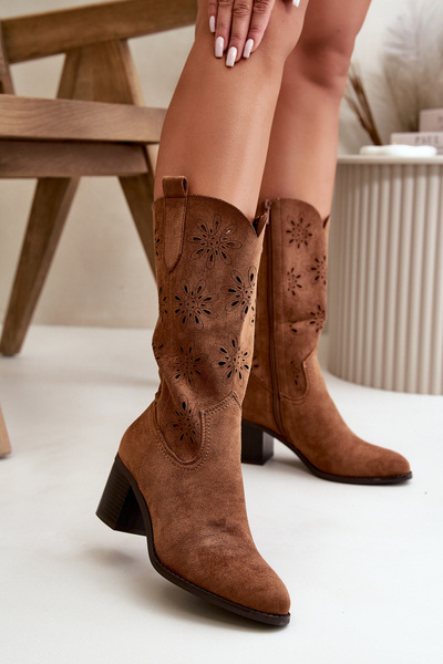 Bottes hautes perforées pour femmes en suède écologique marron Nevilos