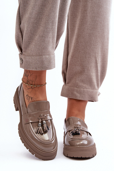 Mocassins Laqués à Franges Velenase Beige Foncé